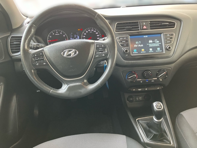 Bild 5: Hyundai i20 1,25 Level 3