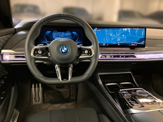 Bild 8: BMW i7 xDrive60 G70 XE2