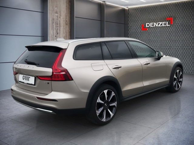 Bild 3: VOLVO PKW V60 Cross Country Ultimate B4 AWD Mild Hybrid Diesel Brigth