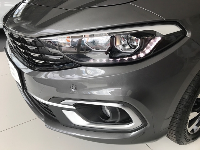 Bild 2: Fiat Tipo HB 100 BZ