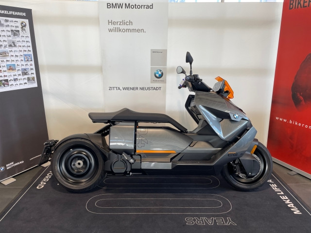 Bild 1: BMW Motorrad CE 04