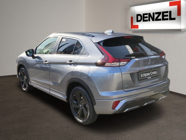 Bild 2: Mitsubishi Eclipse Cross PHEV 2,4 4WD Intense+ 45 Jahre