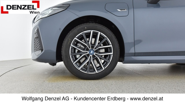 Bild 10: BMW 230e xDrive Active Tourer U06 XB2