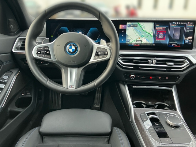 Bild 6: BMW 330e xDrive Touring G21 LCI