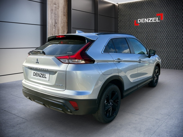 Bild 3: Mitsubishi Eclipse Cross PHEV 2,4 4WD Intense+ 45 Jahre