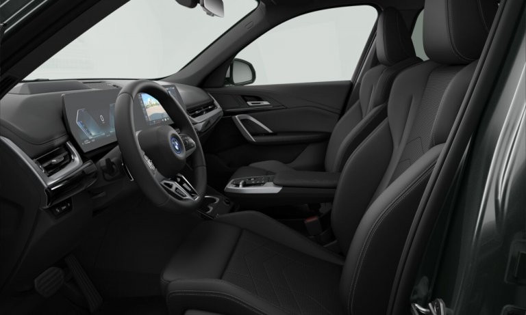Bild 2: BMW X1 xDrive30e U11 XB2
