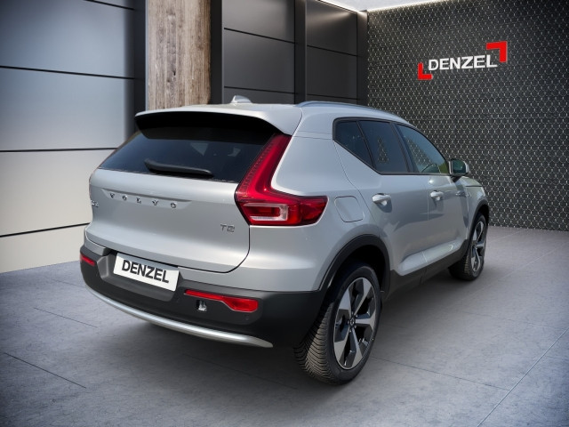 Bild 3: VOLVO PKW XC40 Core, T2 Automatikgetriebe, Benzin