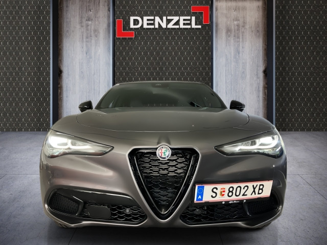 Bild 12: Alfa Stelvio Veloce 2.0 Benzin 280