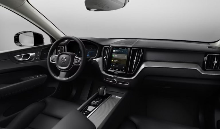 Bild 6: VOLVO PKW XC60 Ultra, T6 Plug-in Hybrid, Elektrisch/Benzin, Dark