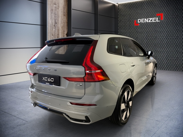 Bild 3: VOLVO PKW XC60 Plus, T6 Plug-in Hybrid, Elektrisch/Benzin, Dark