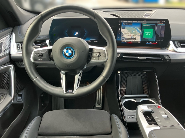 Bild 6: BMW iX1 xDrive30 U11 XE2