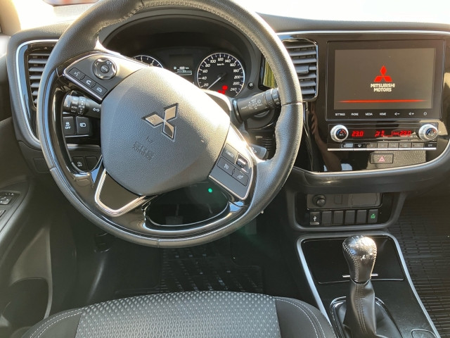 Bild 6: Mitsubishi Outlander 2,0 MIVEC AS&G Invite