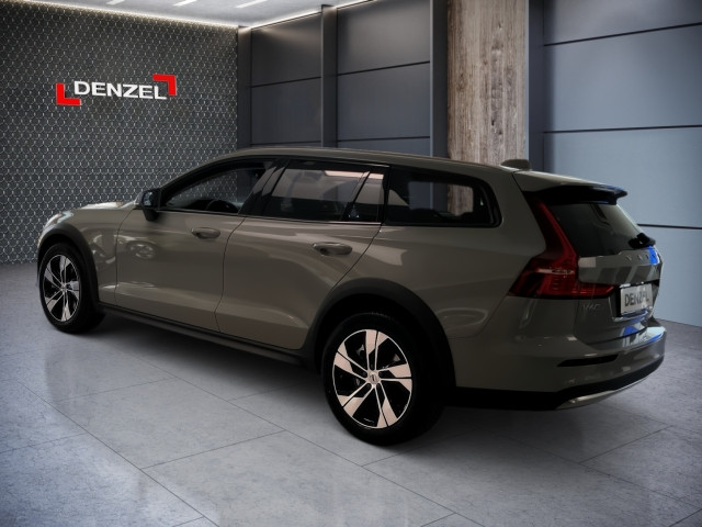 Bild 2: VOLVO PKW V60 Cross Country Plus, B5 AWD Mild Hybrid, Benzin