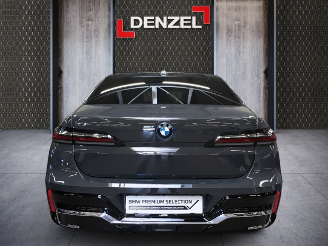 Bild 10: BMW BMW i7 M70 xDrive Limousine G70