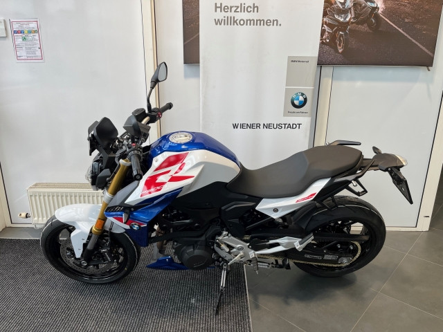 Bild 1: BMW Motorrad F 900 R