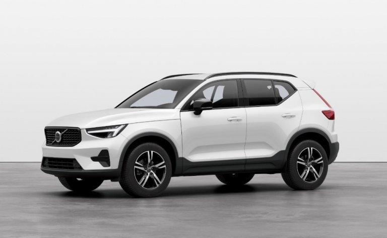 Bild 0: VOLVO PKW XC40 Plus, B4 Mild Hybrid, Benzin, Dark