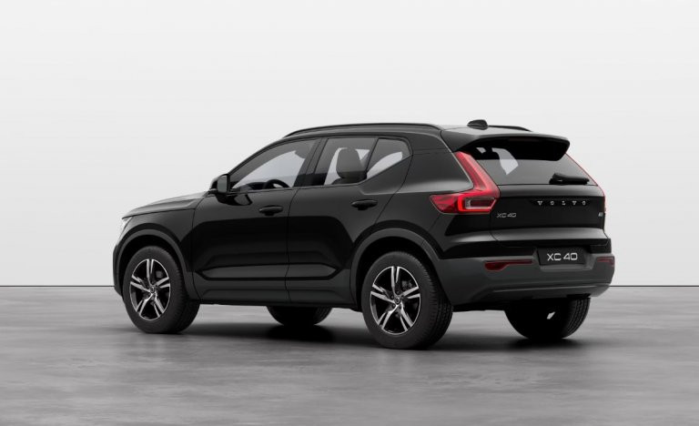 Bild 2: VOLVO PKW XC40 Ultra, B4 Mild Hybrid, Benzin, Dark