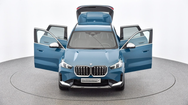 Bild 12: BMW iX1 xDrive30 U11