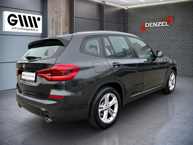 Bild 7: BMW X3 xDrive20i Advanta