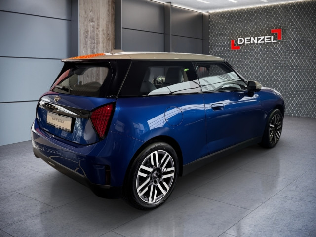 Bild 3: Mini Cooper E J01