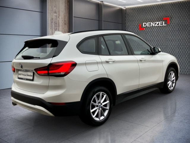 Bild 3: BMW X1 sDrive16d F48 B37