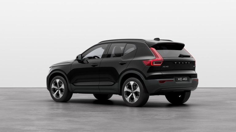 Bild 1: VOLVO PKW XC40 B3 Mild Hybrid Plus Dark