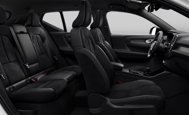 Bild 8: VOLVO PKW XC40 Plus, B4 Mild Hybrid, Benzin, Dark