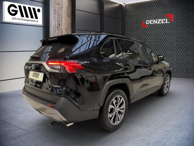 Bild 3: Toyota RAV4 Active Drive 2,5, 218 PS 4x2 Hybrid