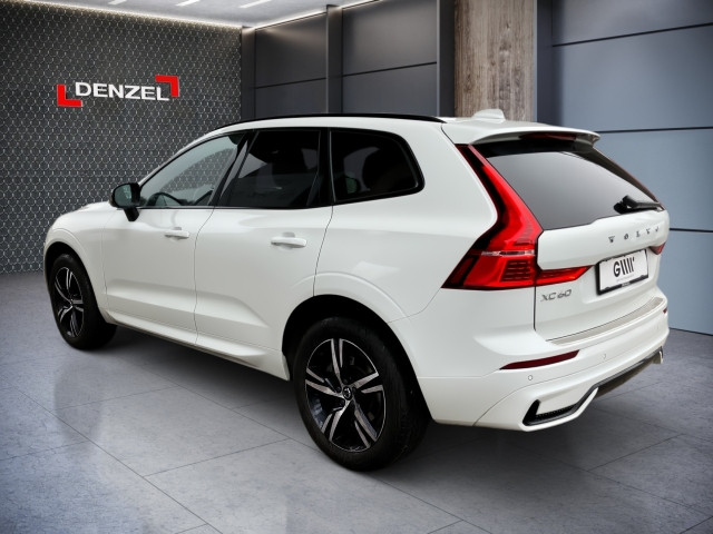 Bild 2: VOLVO PKW XC60 B4 AWD Plus Dark