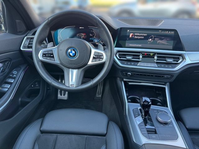 Bild 6: BMW 330e PHEV xDrive Touring