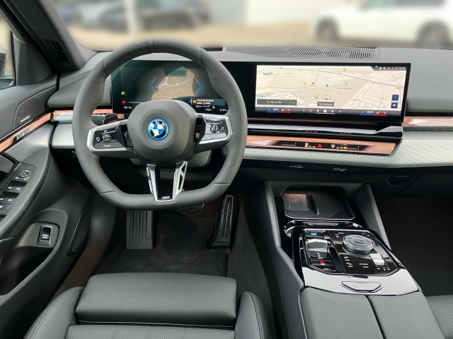 Bild 6: BMW i5 eDrive40 Tour G61