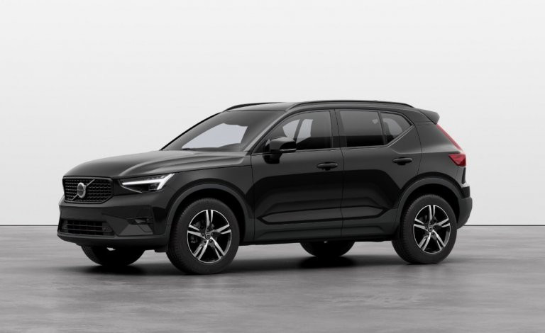 Bild 0: VOLVO PKW XC40 Plus, B3 Mild Hybrid, Benzin, Dark