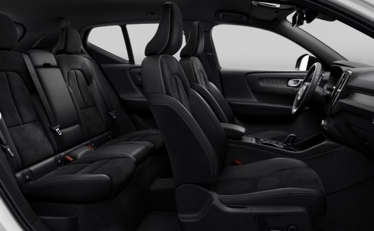 Bild 9: VOLVO PKW XC40 Plus, B3 Mild Hybrid, Benzin, Dark