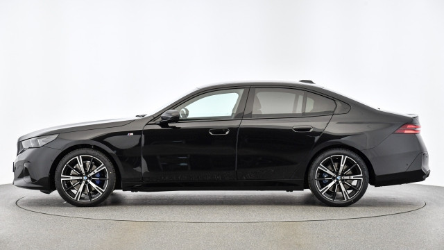 Bild 8: BMW 520d xDrive Limousine G60 B47