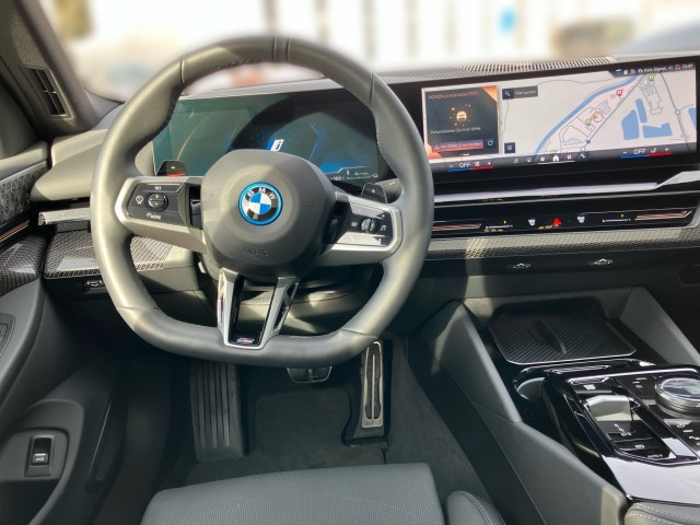 Bild 6: BMW 530e Limousine G60