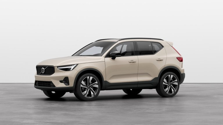 Bild 0: VOLVO PKW XC40 B3 Mild Hybrid Ultra Dark