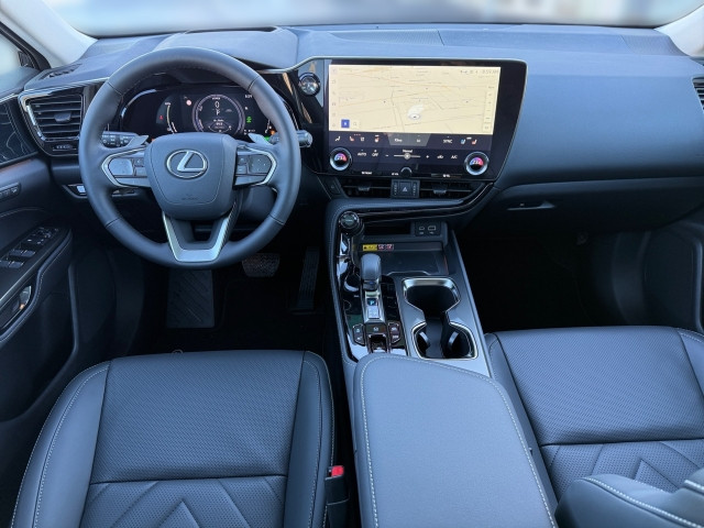 Bild 6: Lexus NX 450h+ Executive + Pano + Interiorp + Technologiep.