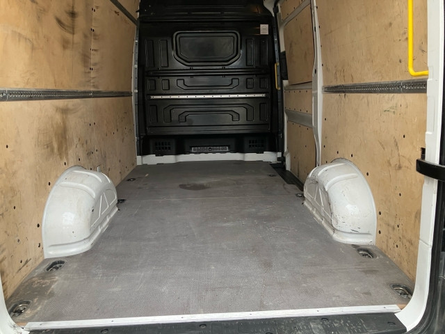 Bild 9: VW Crafter 30 Kasten MR