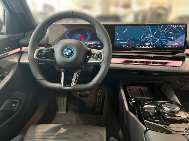 Bild 11: BMW i5 eDrive40 Touring G61